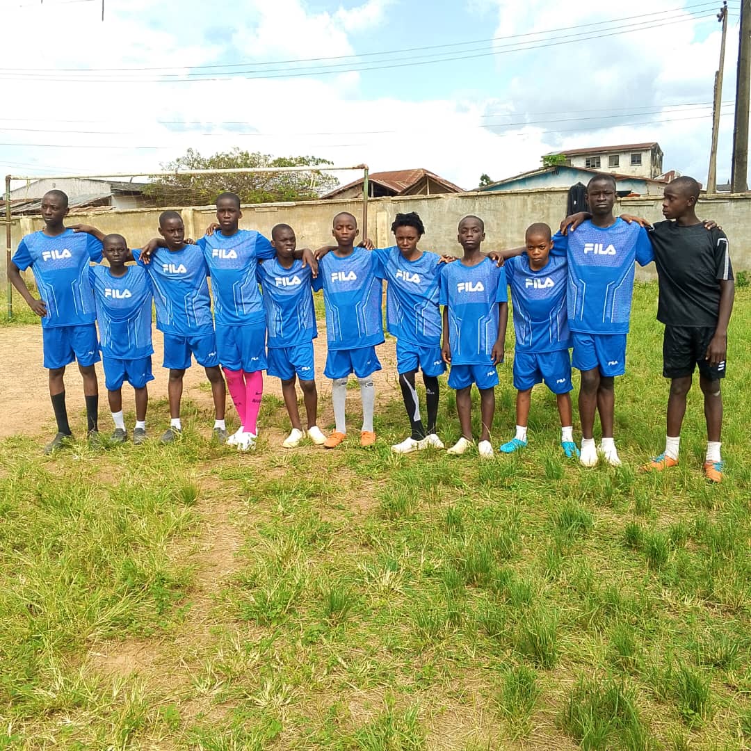 School football team lineup photo second shot